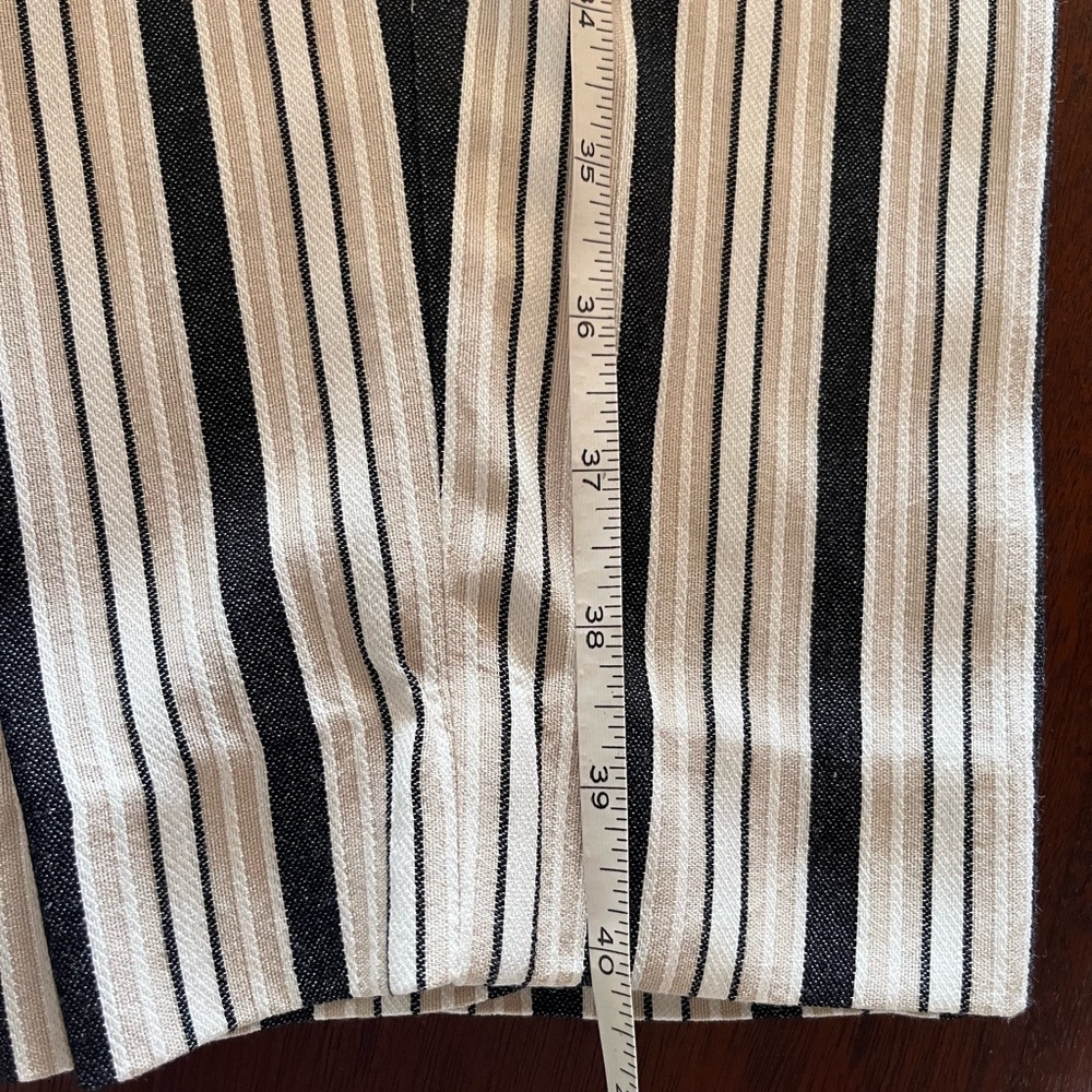 Express NEW ankle, high rise, “paperbag” ruffled waist, 10R pant - Picture 12 of 16